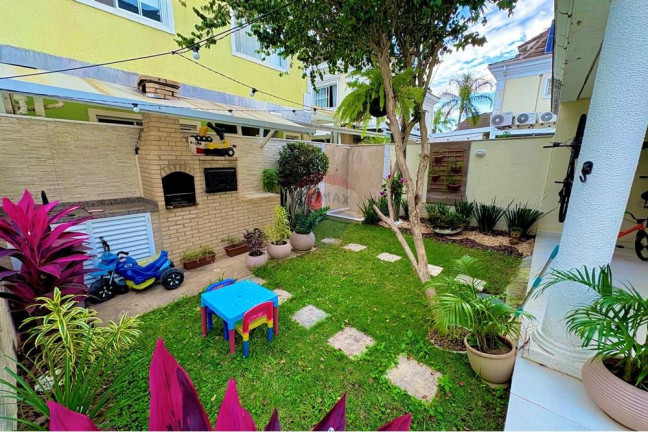 Imagem Casa de Condomínio com 3 Quartos à Venda, 162 m² em Recreio Dos Bandeirantes - Rio De Janeiro Imagem Casa de Condomínio com 3 Quartos à Venda, 162 m² em Recreio Dos Bandeirantes - Rio De Janeiro
