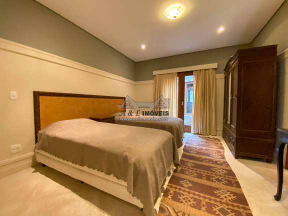 Imagem Casa de Condomínio com 4 Quartos à Venda, 298 m² em Vale Encantado - Campos Do Jordão