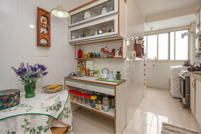 Imagem Imóvel com 3 Quartos à Venda, 79 m² em Cristal - Porto Alegre
