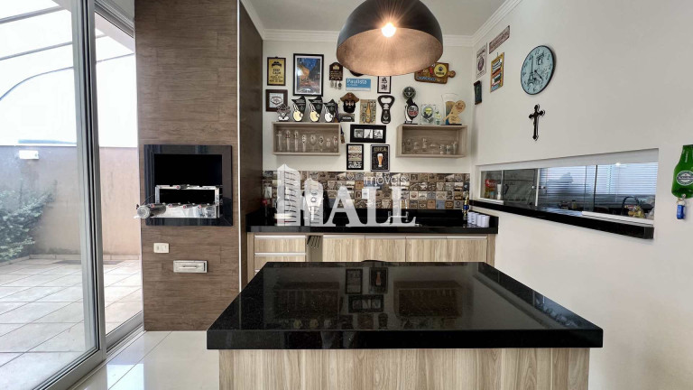 Imagem Casa com 3 Quartos à Venda, 171 m² em Centro - Bady Bassitt Imagem Casa com 3 Quartos à Venda, 171 m² em Centro - Bady Bassitt