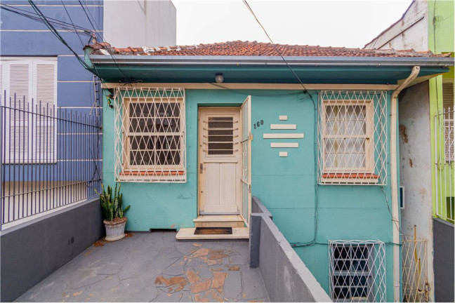 Imagem Casa com 4 Quartos à Venda, 98 m² em Petrópolis - Porto Alegre