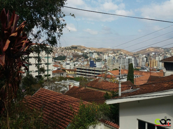 Imagem Casa com 4 Quartos à Venda, 300 m² em Centro - Poços De Caldas Imagem Casa com 4 Quartos à Venda, 300 m² em Centro - Poços De Caldas