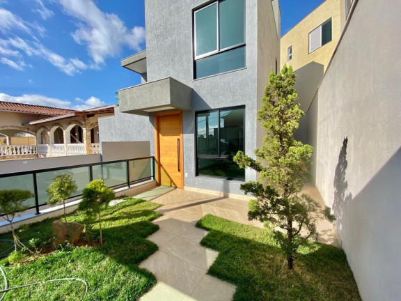 Casa com 3 Quartos à Venda, 196 m² em R$989.000,00 // Nova Gameleira - Belo Horizonte