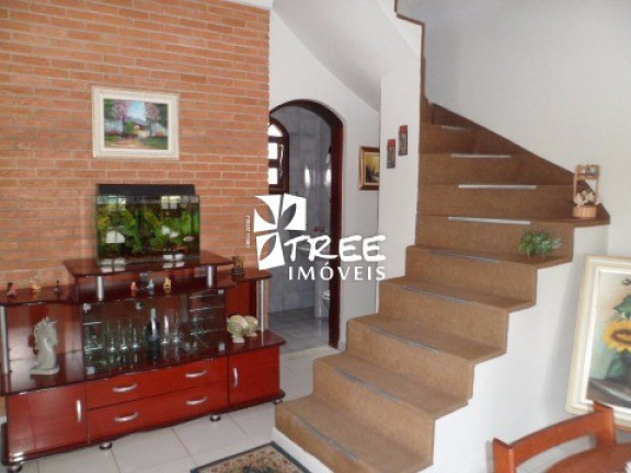 Imagem Sobrado com 3 Quartos à Venda, 160 m² em Barbosas - Aruja Imagem Sobrado com 3 Quartos à Venda, 160 m² em Barbosas - Aruja