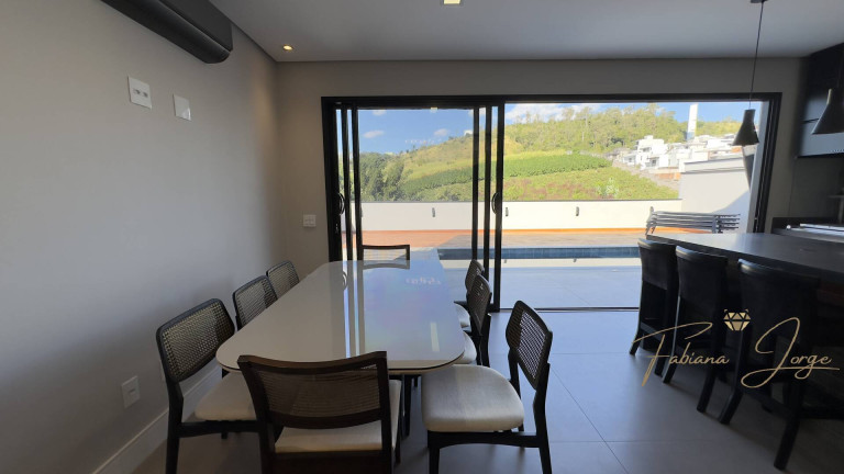 Imagem Casa com 3 Quartos à Venda, 300 m² em Jardim São Marcos - Valinhos Imagem Casa com 3 Quartos à Venda, 300 m² em Jardim São Marcos - Valinhos