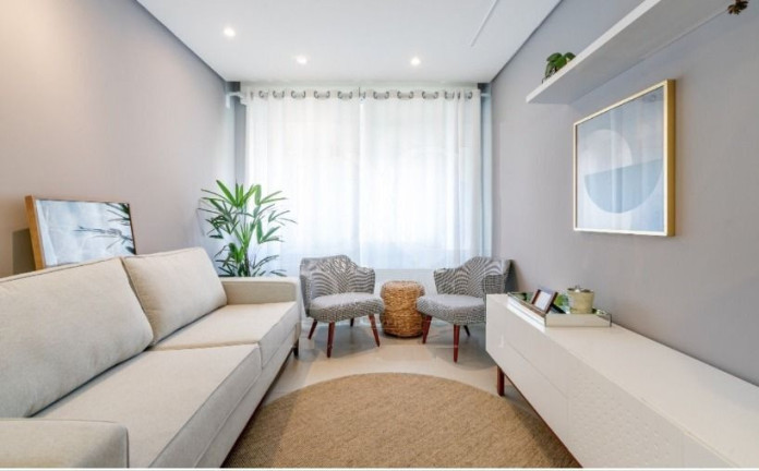 Apartamento com 2 Quartos à Venda, 62 m² em Auxiliadora - Porto Alegre