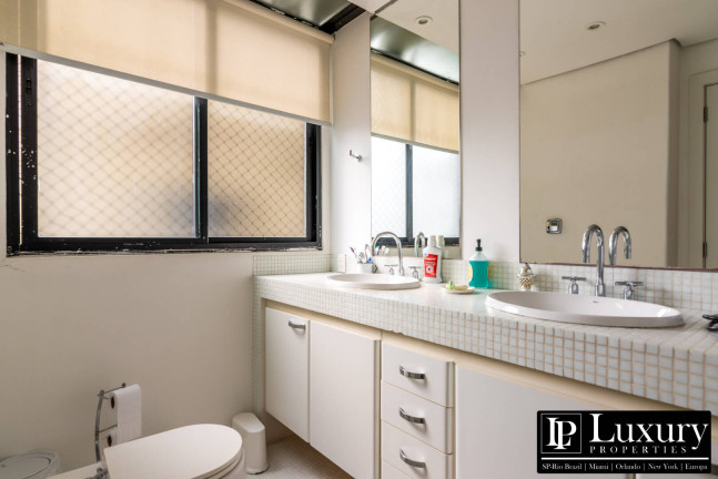 Imagem Apartamento com 3 Quartos à Venda, 220 m² em Jardim Paulista - São Paulo Imagem Apartamento com 3 Quartos à Venda, 220 m² em Jardim Paulista - São Paulo