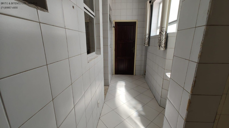 Imagem Imóvel com 3 Quartos à Venda, 130 m² em Costa Azul - Salvador Imagem Imóvel com 3 Quartos à Venda, 130 m² em Costa Azul - Salvador