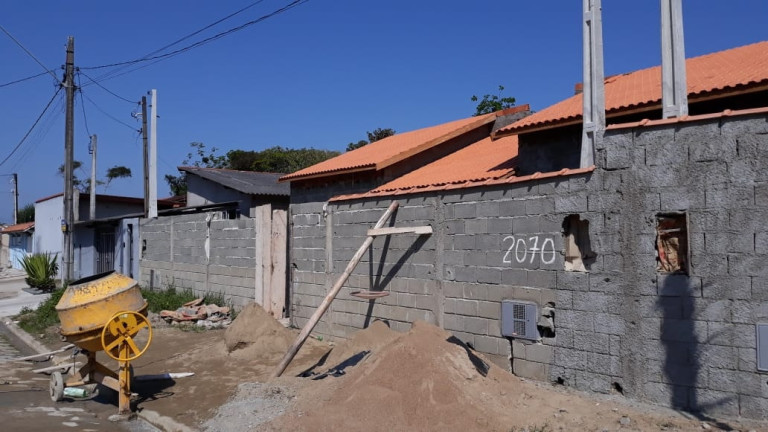 Imagem Casa com 2 Quartos à Venda, 130 m² em Jardim Somar - Peruíbe Imagem Casa com 2 Quartos à Venda, 130 m² em Jardim Somar - Peruíbe