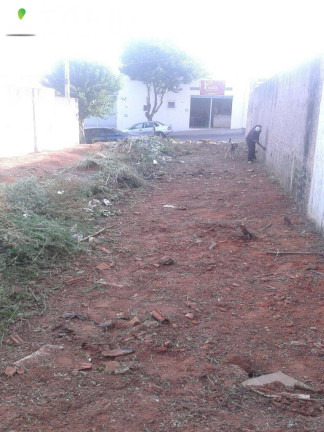 Imagem Terreno à Venda, 200 m² em Centro - Araçoiaba Da Serra