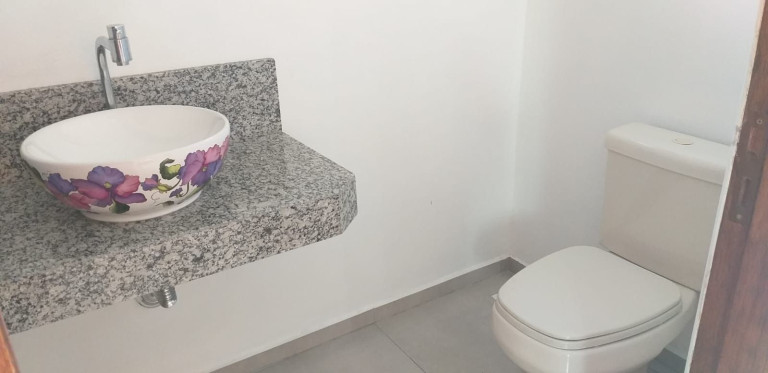 Imagem Imóvel com 2 Quartos à Venda, 70 m² em Centro - Garopaba