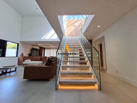 Imagem Casa de Condomínio com 6 Quartos à Venda, 552 m² em Barra Da Tijuca - Rio De Janeiro Imagem Casa de Condomínio com 6 Quartos à Venda, 552 m² em Barra Da Tijuca - Rio De Janeiro