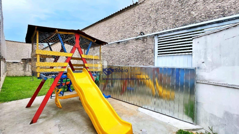 Imagem Casa com 3 Quartos à Venda, 100 m² em Jardim Cocaia - Guarulhos
