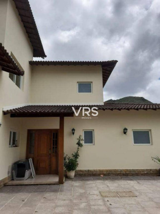 Imagem Casa com 4 Quartos à Venda, 354 m² em Albuquerque - Teresópolis