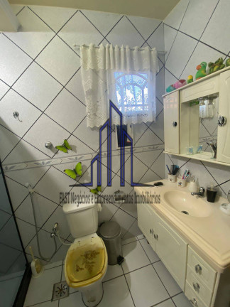 Imagem Casa à Venda, em Itaboraí Imagem Casa à Venda, em Itaboraí