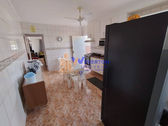 Imagem Casa com 2 Quartos à Venda,  em Vila Seabra - Mongaguá