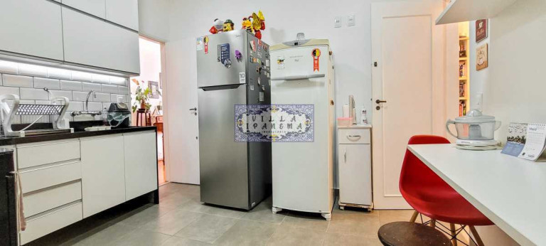 Imagem Apartamento com 3 Quartos à Venda, 160 m² em Copacabana - Rio De Janeiro Imagem Apartamento com 3 Quartos à Venda, 160 m² em Copacabana - Rio De Janeiro