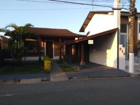 Imagem Casa de Condomínio com 3 Quartos para Alugar, 250 m² em Arujázinho Iv - Arujá