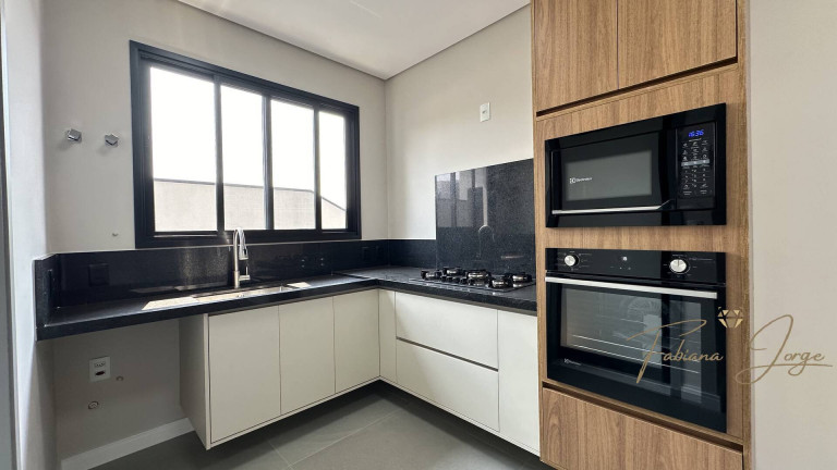 Imagem Casa com 3 Quartos à Venda, 347 m² em Roncáglia - Valinhos Imagem Casa com 3 Quartos à Venda, 347 m² em Roncáglia - Valinhos