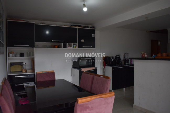 Imagem Casa com 3 Quartos à Venda, 160 m² em Região Da Vila Nova Suíça - Campos Do Jordão Imagem Casa com 3 Quartos à Venda, 160 m² em Região Da Vila Nova Suíça - Campos Do Jordão