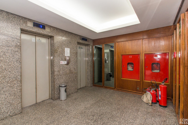 Imagem Sala Comercial à Venda, 134 m² em Centro Histórico - Porto Alegre