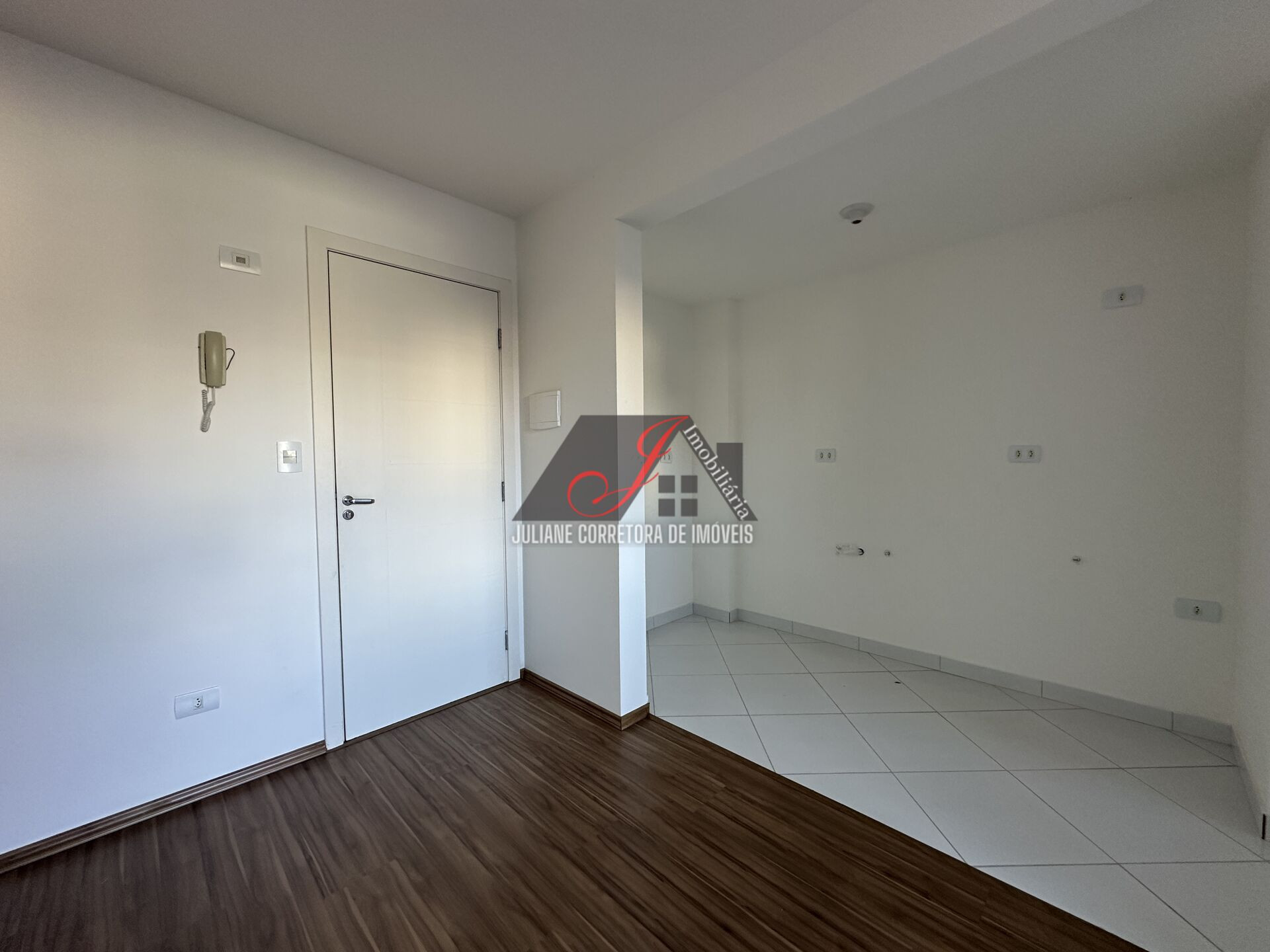 Imagem Apartamento com 1 Quarto à Venda, 33 m² em Portão - Curitiba