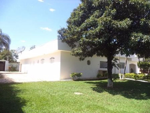Imagem Casa com 3 Quartos à Venda, 301 m² em Jardim Ipe - Atibaia Imagem Casa com 3 Quartos à Venda, 301 m² em Jardim Ipe - Atibaia