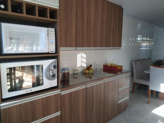 Imagem Casa com 2 Quartos à Venda, 210 m² em Camobi - Santa Maria