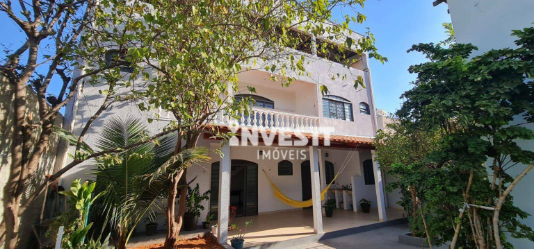 Imagem Sobrado com 3 Quartos à Venda, 365 m² em Jardim Bela Vista - Goiânia Imagem Sobrado com 3 Quartos à Venda, 365 m² em Jardim Bela Vista - Goiânia