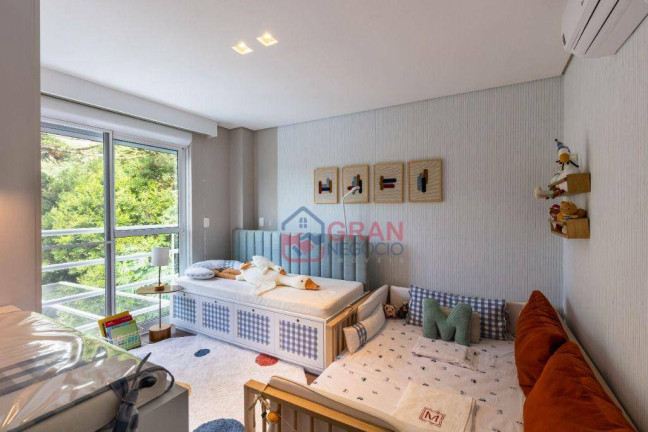 Imagem Sobrado com 3 Quartos à Venda, 320 m² em Campo Comprido - Curitiba Imagem Sobrado com 3 Quartos à Venda, 320 m² em Campo Comprido - Curitiba
