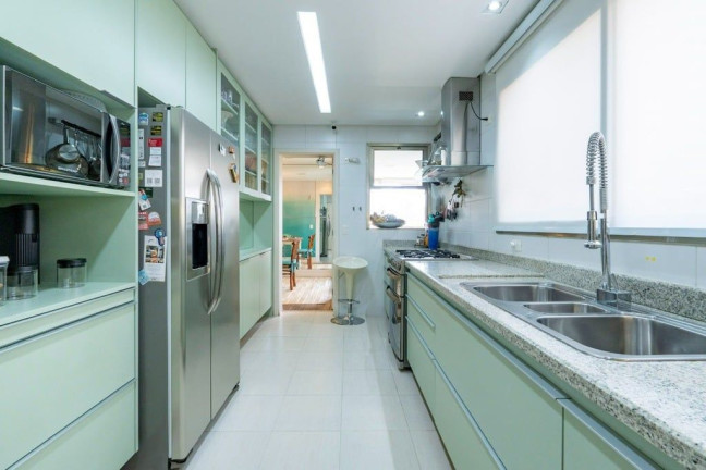 Imagem Apartamento com 3 Quartos à Venda, 250 m² em Vila Suzana - São Paulo Imagem Apartamento com 3 Quartos à Venda, 250 m² em Vila Suzana - São Paulo