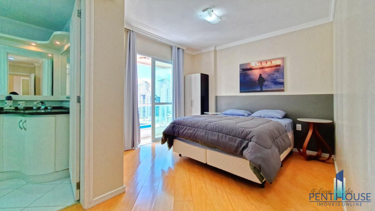 Imagem Apartamento com 3 Quartos à Venda, 182 m² em Centro - Balneário Camboriú Imagem Apartamento com 3 Quartos à Venda, 182 m² em Centro - Balneário Camboriú