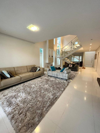 Imagem Casa com 3 Quartos à Venda, 360 m² em Alphaville - Santana De Parnaíba Imagem Casa com 3 Quartos à Venda, 360 m² em Alphaville - Santana De Parnaíba
