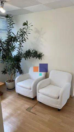 Sala Comercial à Venda ou Locação, 33 m² em Higienópolis - São Paulo