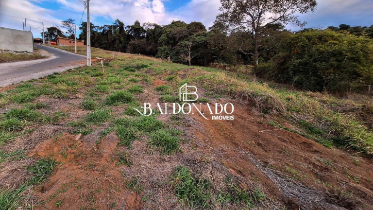 Imagem Terreno à Venda, 210 m² em Centro - Extrema Imagem Terreno à Venda, 210 m² em Centro - Extrema