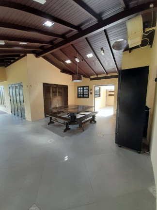 Imagem Casa com 6 Quartos à Venda, 260 m² em Mariscal - Bombinhas Imagem Casa com 6 Quartos à Venda, 260 m² em Mariscal - Bombinhas