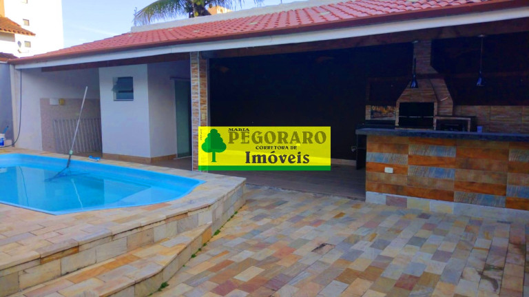 Casa com 4 Quartos à Venda, 205 m² em Martim De Sá - Caraguatatuba
