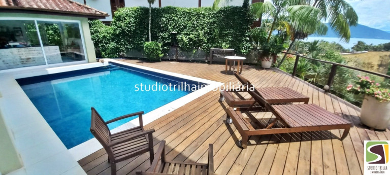 Casa com 3 Quartos à Venda,  em Saco Da Capela - Ilhabela
