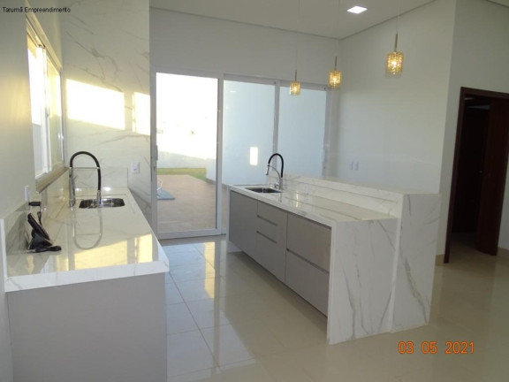 Imagem Imóvel com 2 Quartos à Venda,  em Sinop - Sinop