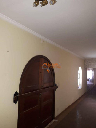 Imagem Casa com 6 Quartos à Venda, 600 m² em Vila Rosália - Guarulhos Imagem Casa com 6 Quartos à Venda, 600 m² em Vila Rosália - Guarulhos