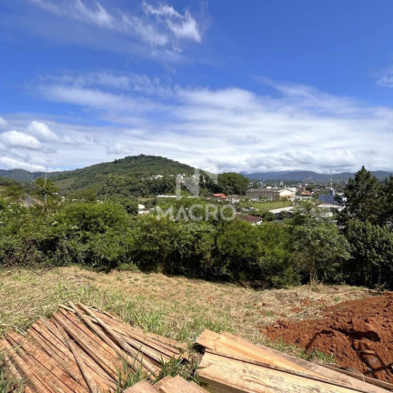 Terreno à Venda,  em Chico De Paulo - Jaraguá Do Sul