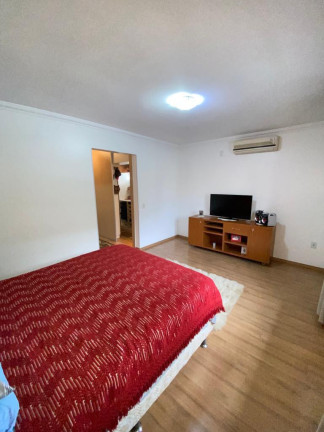 Imagem Casa com 2 Quartos à Venda, 170 m² em Sarandi - Porto Alegre