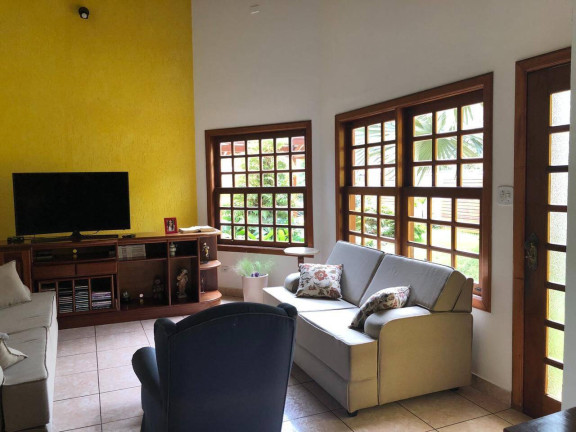 Imagem Casa com 4 Quartos à Venda, 720 m² em Jardim Samambaia - Ubatuba Imagem Casa com 4 Quartos à Venda, 720 m² em Jardim Samambaia - Ubatuba