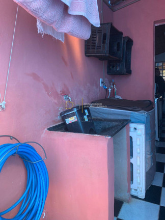 Imagem Casa com 2 Quartos à Venda, 64 m² em Comerciários - Botucatu