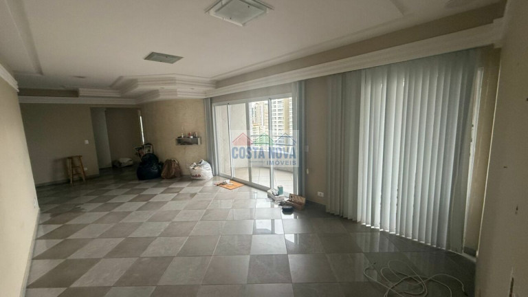 Apartamento com 3 Quartos à Venda, 365 m²