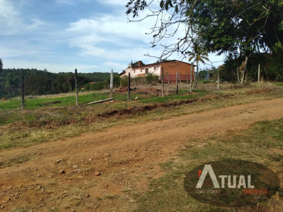 Terreno à Venda, 800 m² em Jardim Maracanã - Atibaia