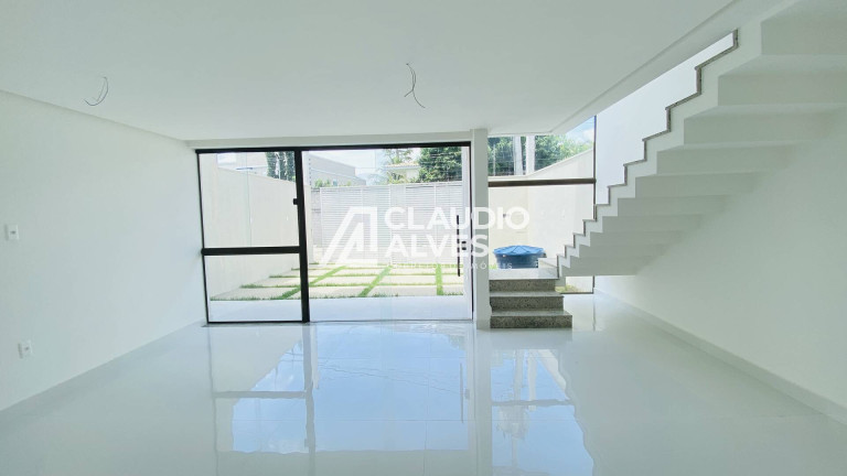 Imagem Casa com 4 Quartos à Venda, 137 m² em Sim - Feira De Santana