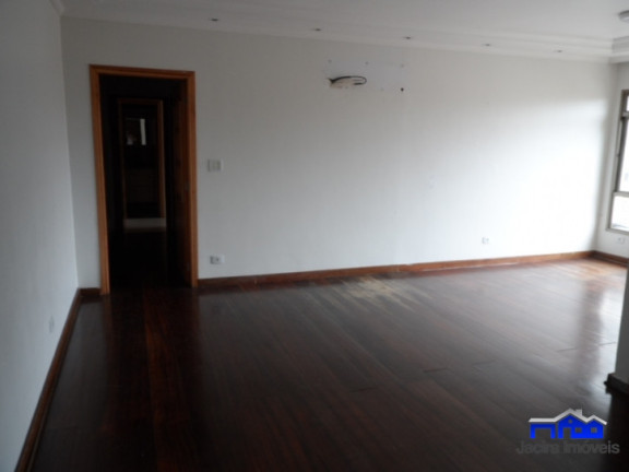 Apartamento com 2 Quartos à Venda, 125 m² em Marapé - Santos