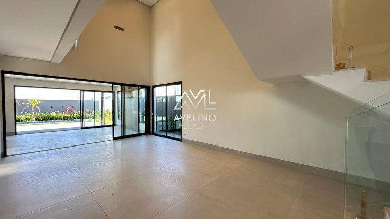 Imagem Sobrado com 4 Quartos à Venda, 233 m² em Jardim Noroeste - Campo Grande