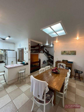 Imagem Sobrado com 6 Quartos à Venda, 350 m² em Vila Renata - Guarulhos Imagem Sobrado com 6 Quartos à Venda, 350 m² em Vila Renata - Guarulhos